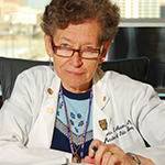 photo of Dr. Alarcón